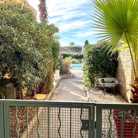 Appartement Sanary Vue Mer Au Calme Exterior photo